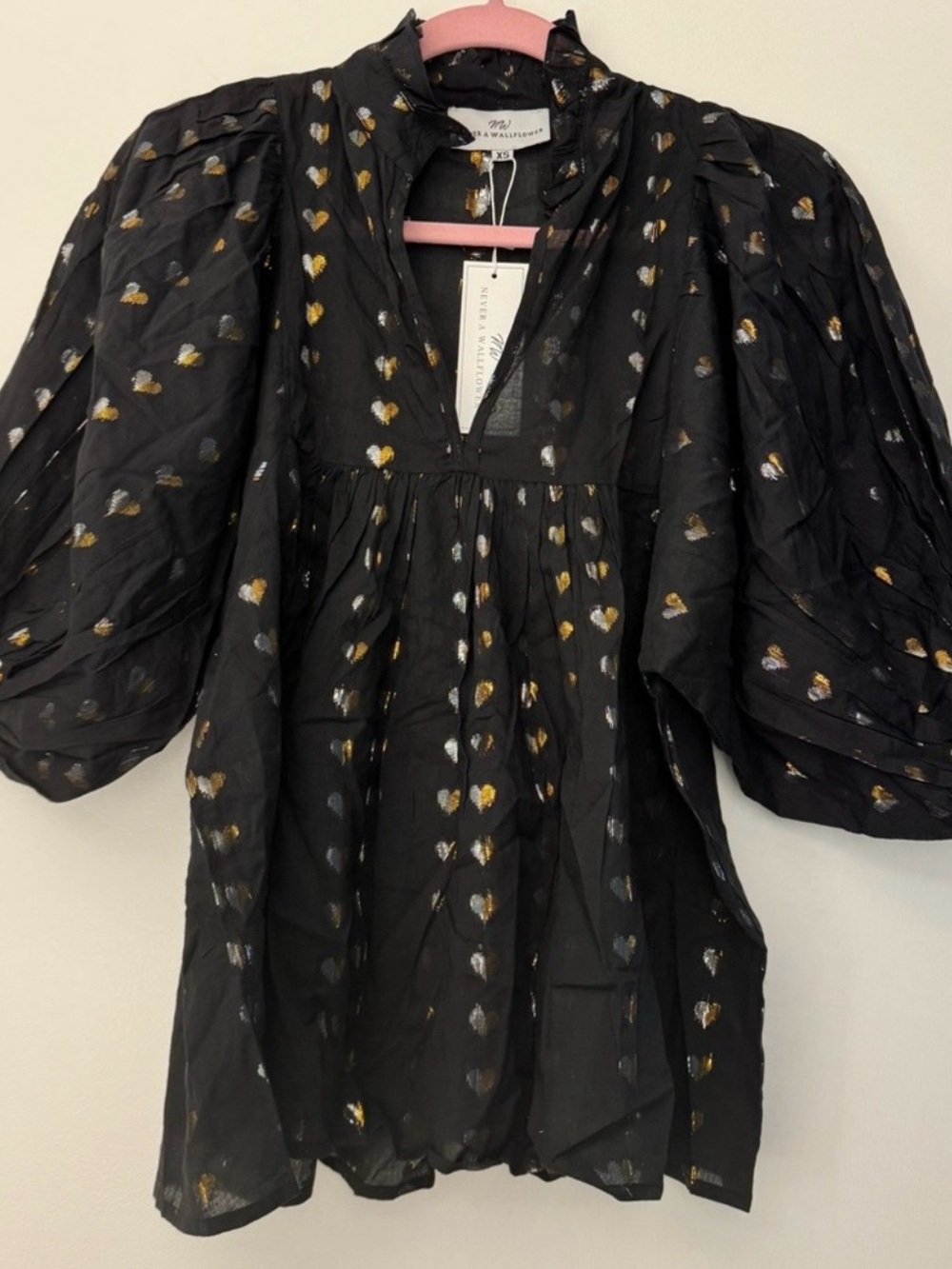 Never A Wallflower Heart of Gold Top NWT XS